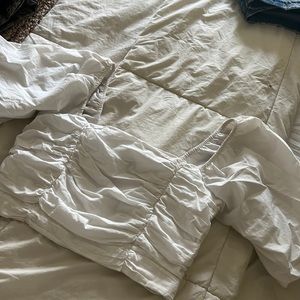 White puff sleeve top